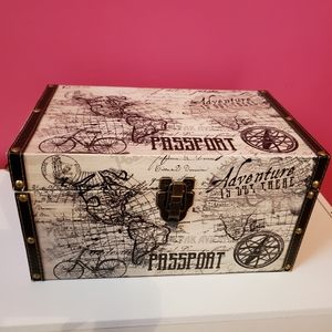 Cute travel-themed box